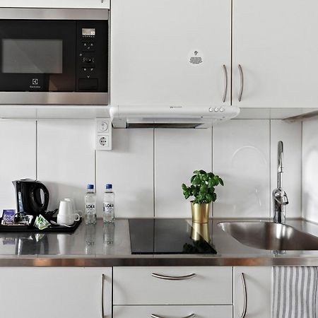 Forenom Hotel Flemingsberg - 10Min From Aelvsjoe Худинге Екстериор снимка