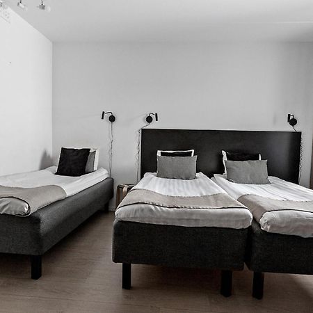 Forenom Hotel Flemingsberg - 10Min From Aelvsjoe Худинге Екстериор снимка