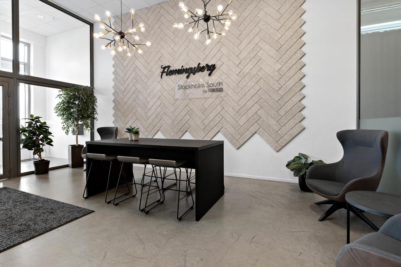 Forenom Hotel Flemingsberg - 10Min From Aelvsjoe Худинге Екстериор снимка