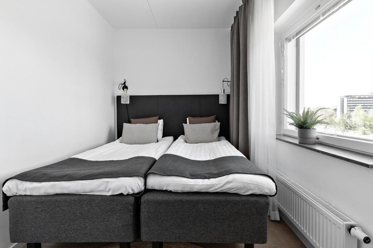 Forenom Hotel Flemingsberg - 10Min From Aelvsjoe Худинге Екстериор снимка