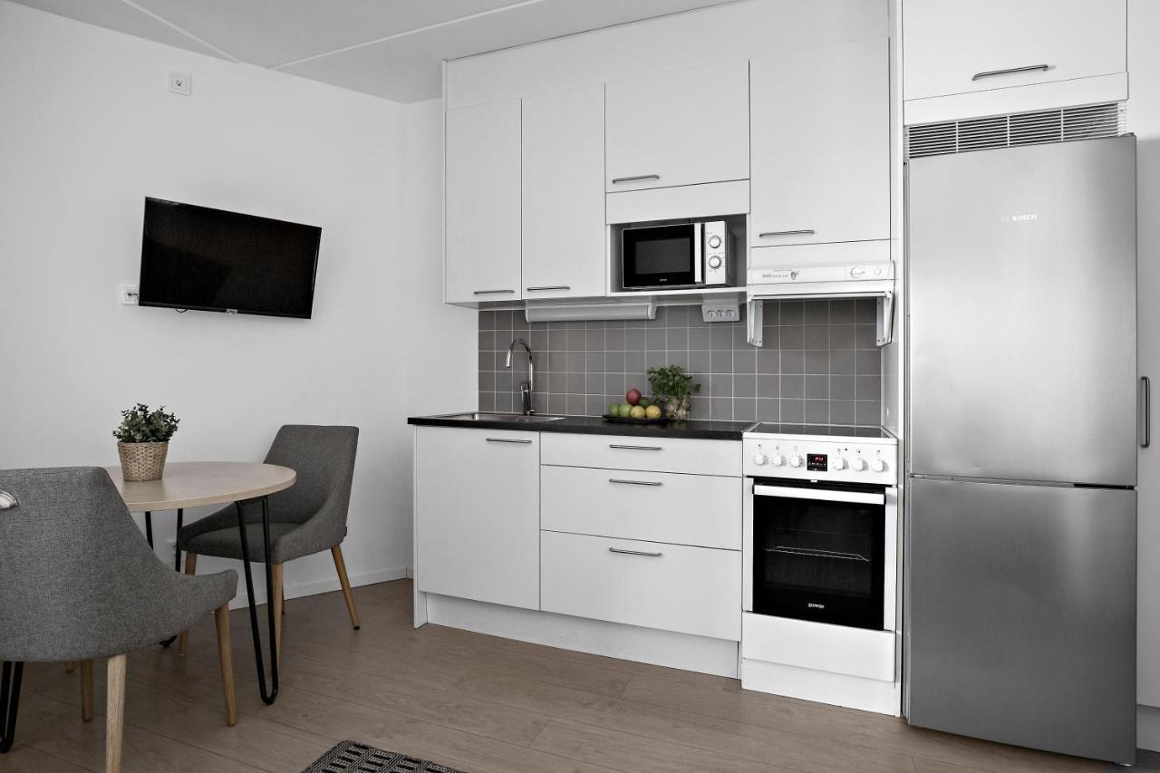 Forenom Hotel Flemingsberg - 10Min From Aelvsjoe Худинге Екстериор снимка