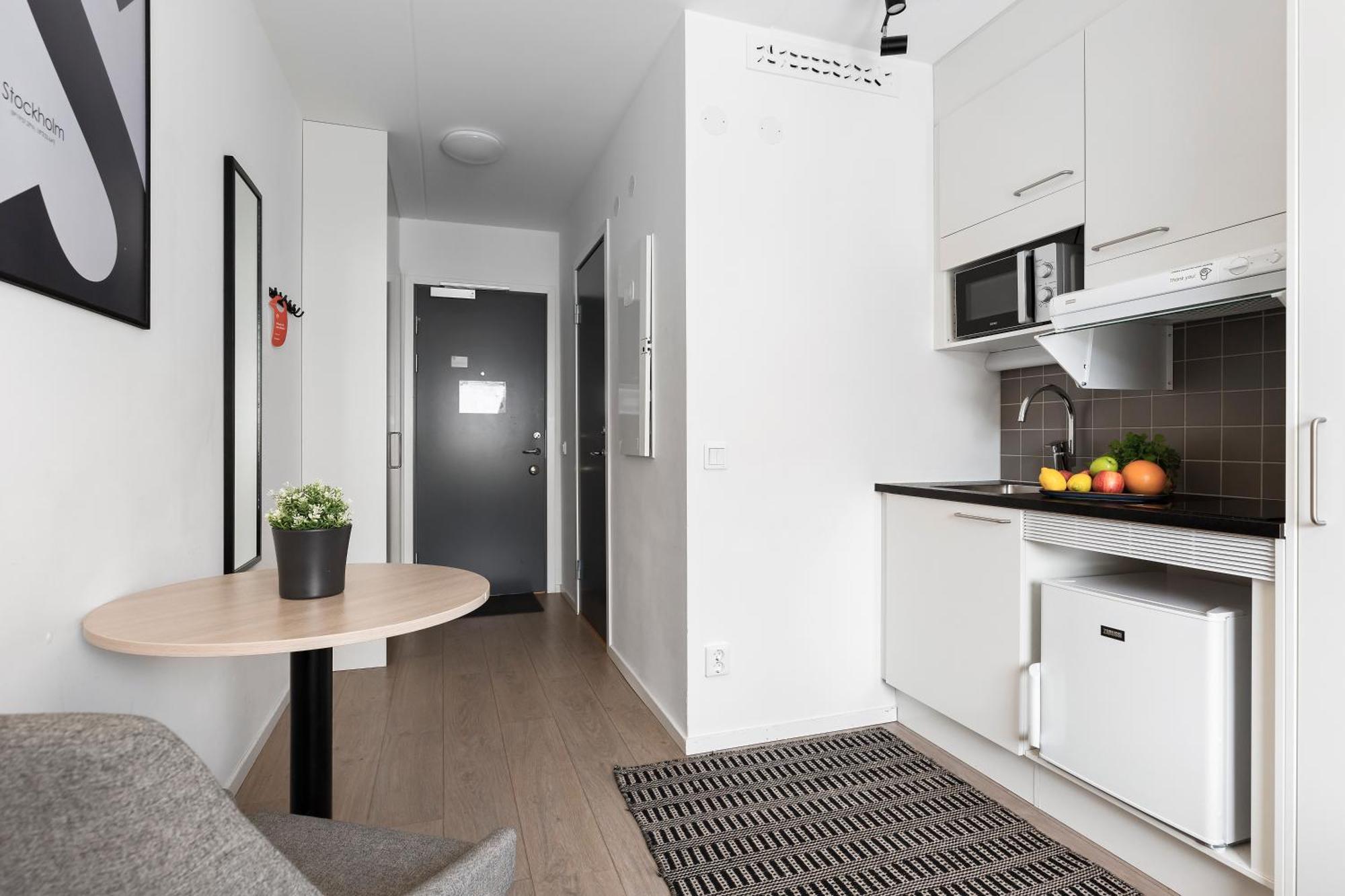 Forenom Hotel Flemingsberg - 10Min From Aelvsjoe Худинге Стая снимка